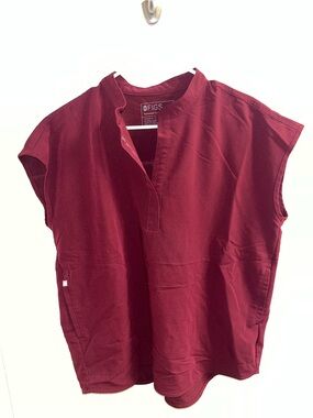 Figs Burgundy Scrub Top